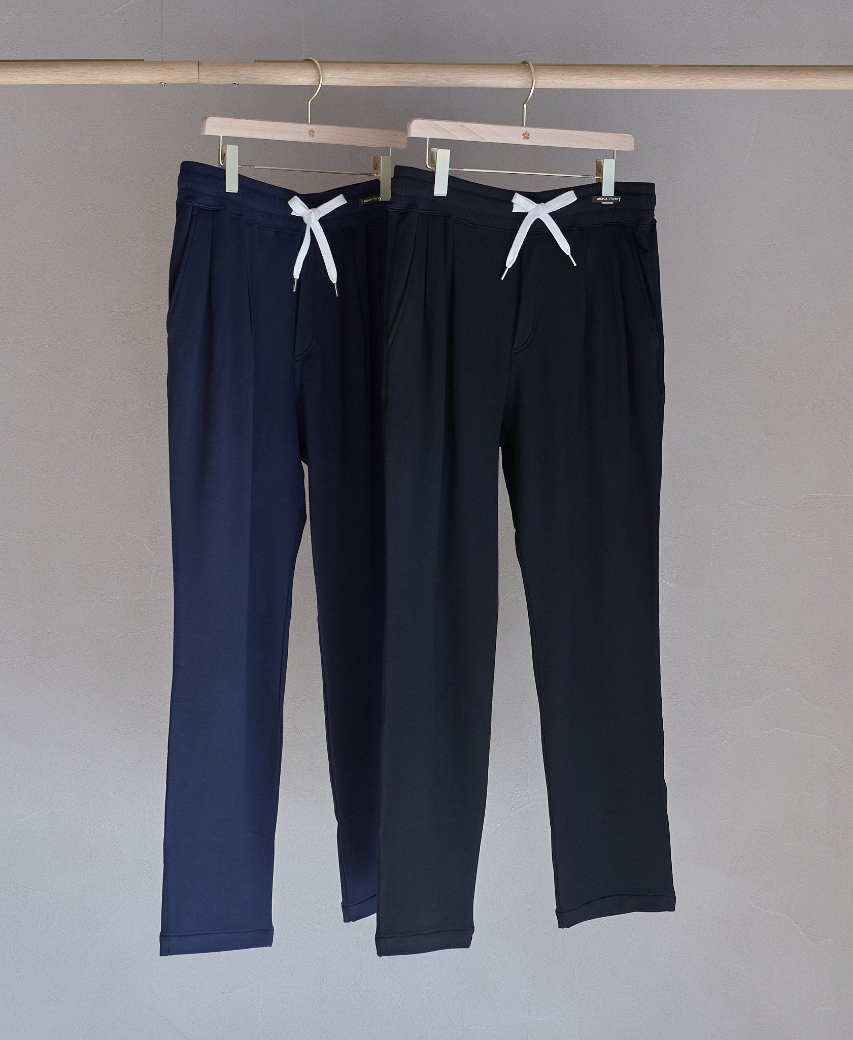TM-6775/Softlux Cashmere-Center Seam Bottom