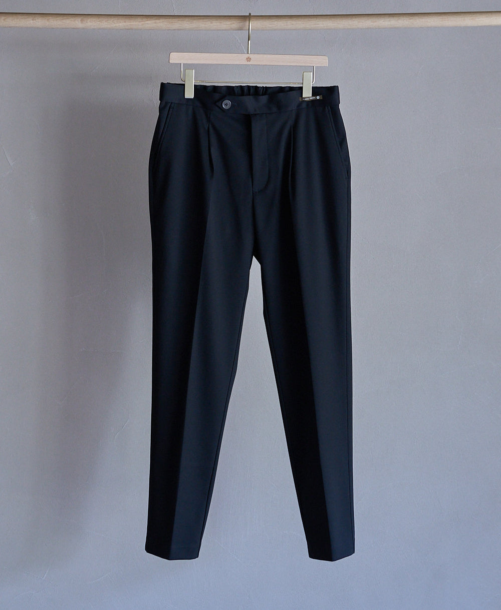 【未使用】AUXCA TRUNK ブラックテーパードパンツ　XXS DSC04591_1000x.jpg?v=1773139121