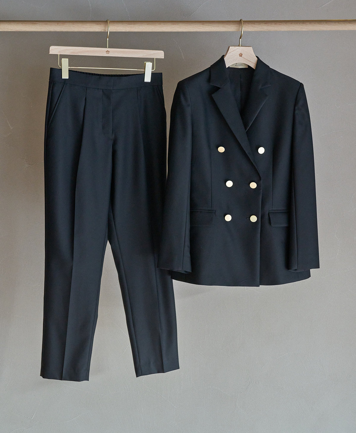 ✨美品✨AUXCA.TRUNK ソフトリュクスカシミヤダブルジャケット　ネイビー AUCXA.TRUNK/オーカ・トランク＞新作の秋冬アイテムが充実した品揃えで