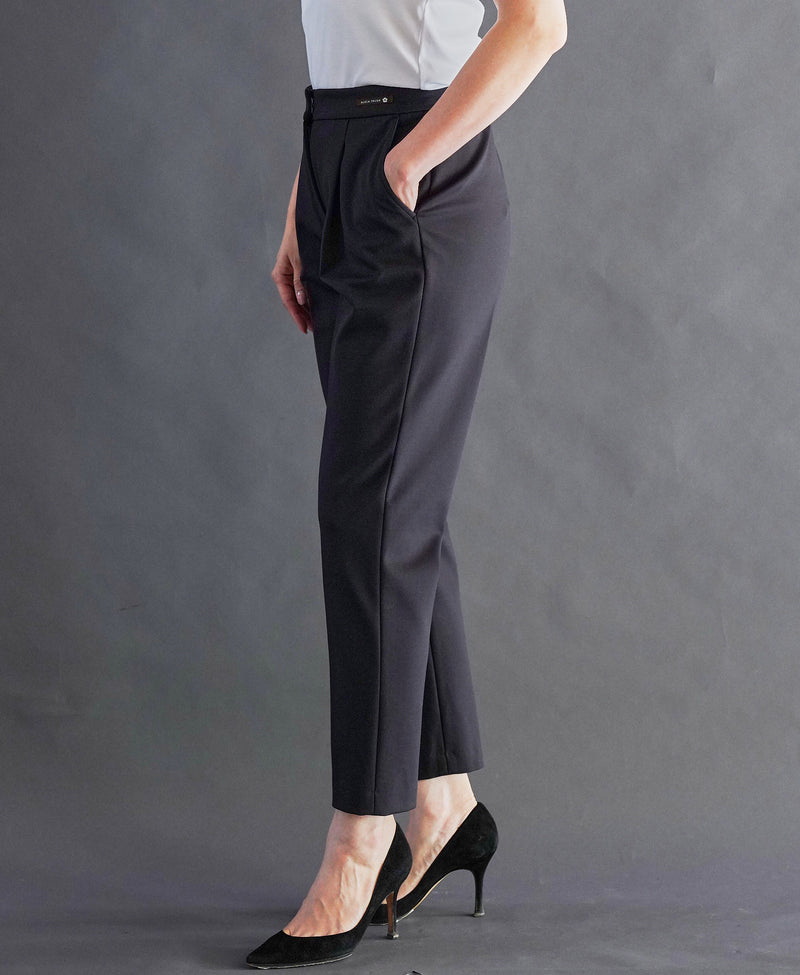TL-6283 / Cotton Nylon Stretch Punch-Tapered Pants